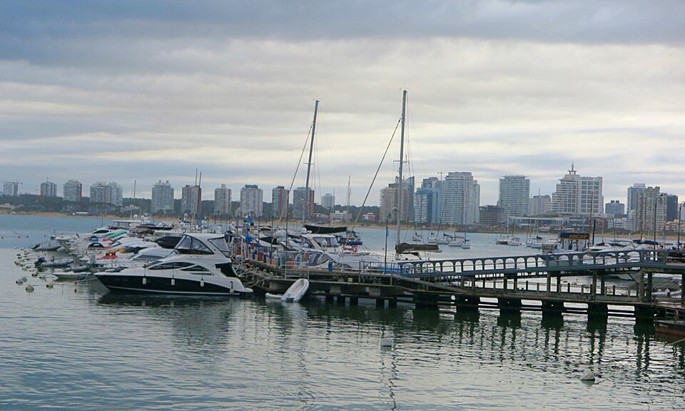 Port et promenade du front de mer